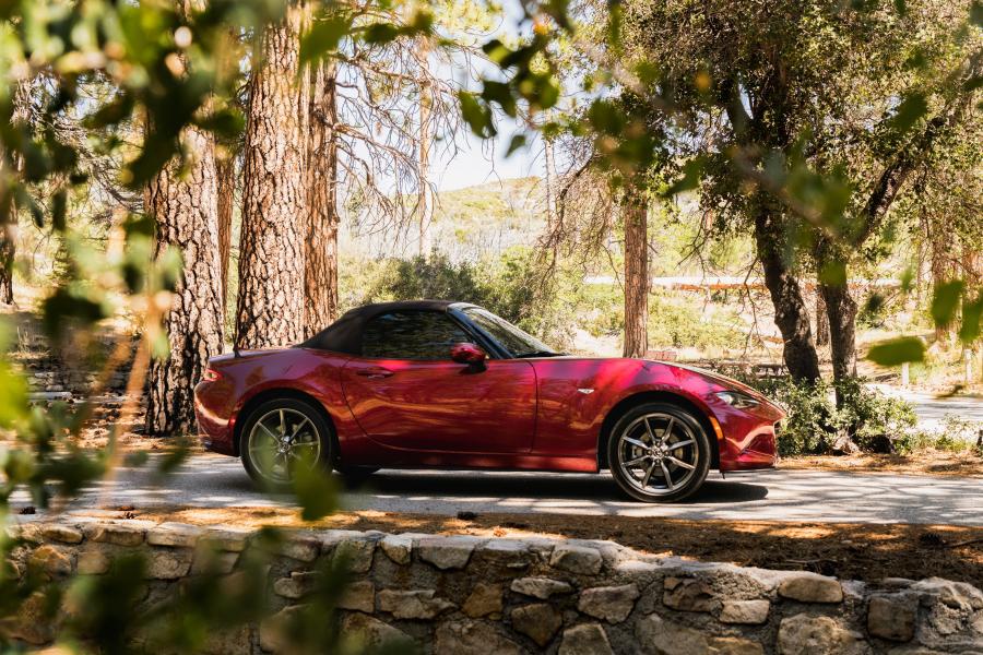  Mazda MX-5 Miata (ND) 2016 года  (NA) (фото 12 из 40)
